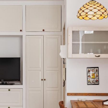 Madonella Apartment Con Terrazzo Бари Экстерьер фото