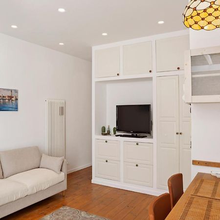 Madonella Apartment Con Terrazzo Бари Экстерьер фото