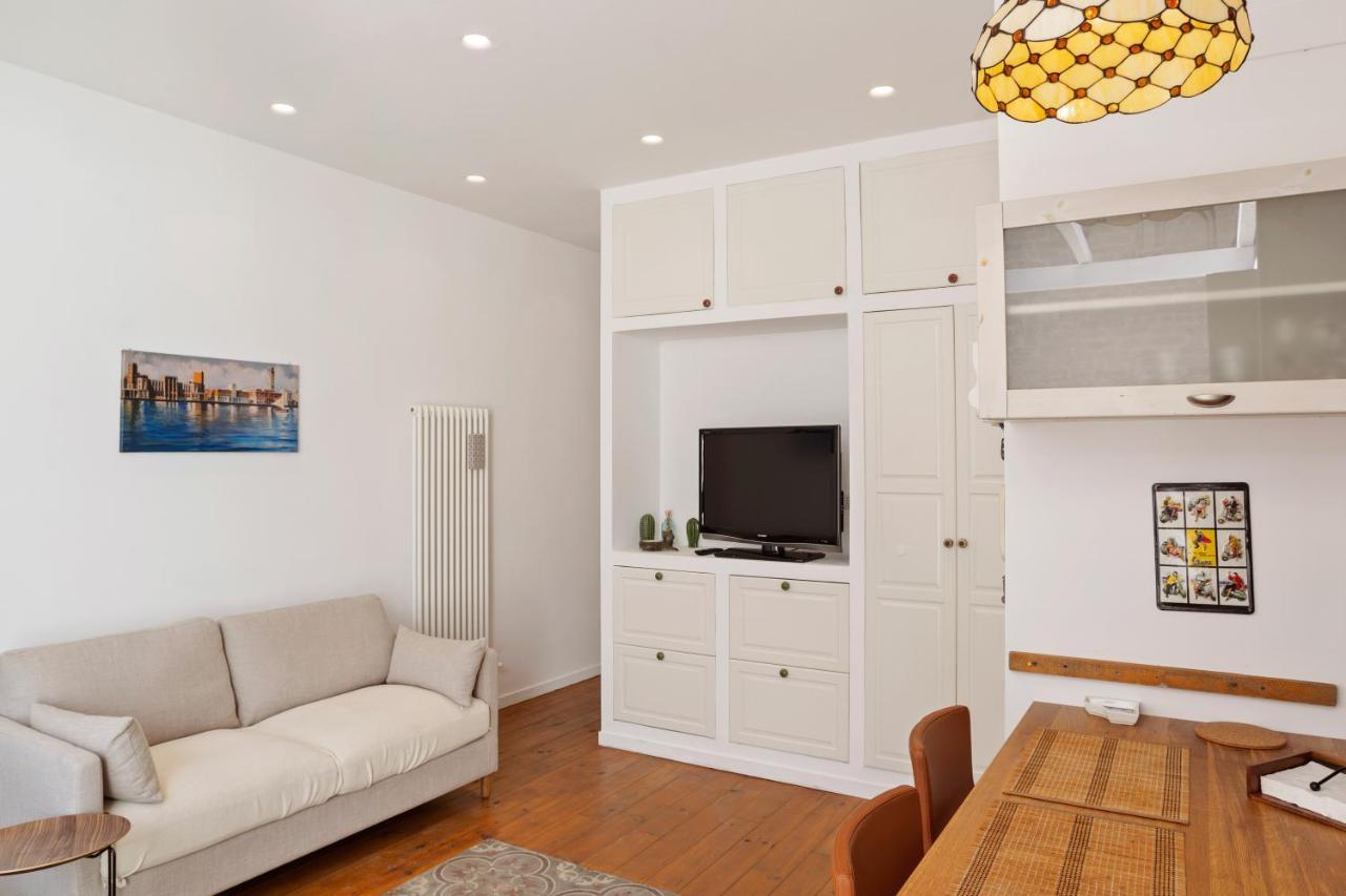 Madonella Apartment Con Terrazzo Бари Экстерьер фото